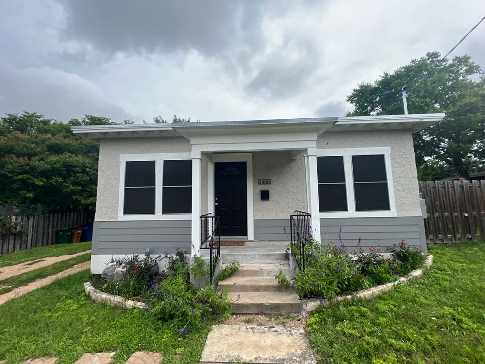 1406 Houston St in Austin, TX - Building Photo