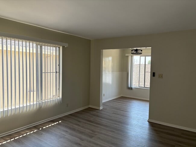 3430 W 170th St, Unit 4 in Torrance, CA - Building Photo - Building Photo