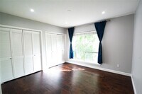 2238 S Piney Point Rd photo'