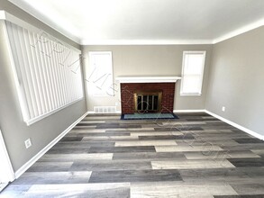 22051 Firwood Ave in Eastpointe, MI - Building Photo - Building Photo