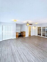 3963 Bouldercrest Rd in Ellenwood, GA - Building Photo - Building Photo