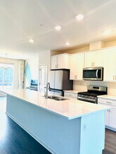 1298 Catalina Ct. in Schaumburg, IL - Building Photo - Building Photo