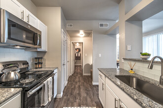 Creekside at Legacy in Plano, TX - Building Photo - Building Photo