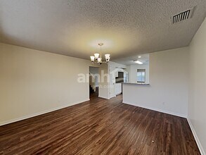 105 Green Cove Ct in Kissimmee, FL - Building Photo - Building Photo