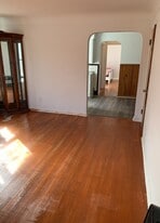 3069 Glenmore Ave in Cincinnati, OH - Building Photo