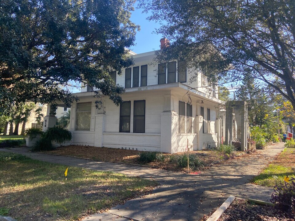 616 W Azeele St, Unit #3 in Tampa, FL - Foto de edificio