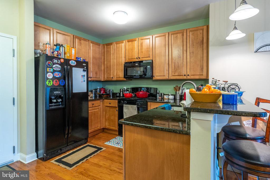 200 W Elm St in Conshohocken, PA - Building Photo