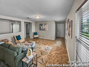 5744 Ty Lindstrom in Schertz, TX - Building Photo - Building Photo