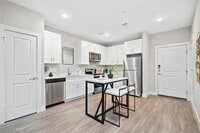 1620 Oak Tree Dr photo'