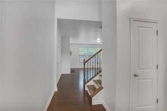 268 Stone Park Dr in Woodstock, GA - Building Photo - Building Photo
