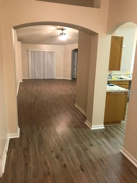 4604 Ramshead Dr in Valrico, FL - Building Photo - Building Photo