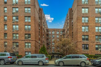 Brocton House in Flushing, NY - Building Photo - Building Photo