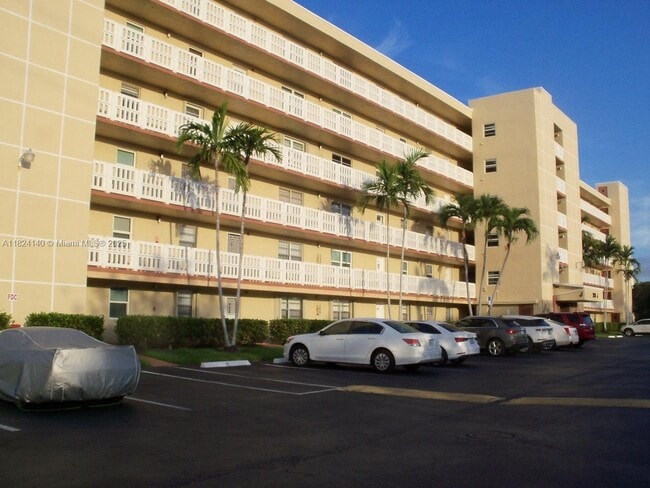 property at 200 SE 5th Ave
