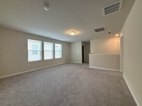 301 Wilbur Lake Dr in Fuquay Varina, NC - Building Photo - Building Photo