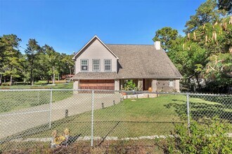 13392 Southshore Dr in Conroe, TX - Building Photo - Building Photo