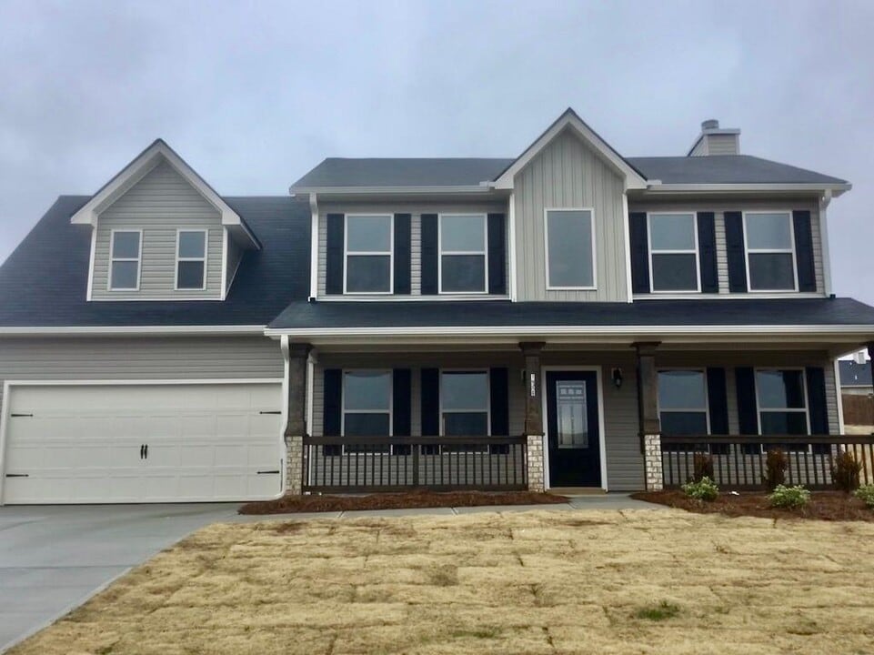 1986 Soque Cir in Jefferson, GA - Building Photo