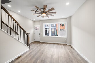 509 Greenwich St in Philadelphia, PA - Building Photo - Building Photo