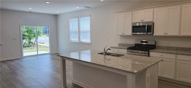 2801 Habibi Ct in Buford, GA - Building Photo - Building Photo
