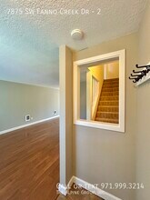 7875 SW Fanno Creek Dr in Tigard, OR - Building Photo - Building Photo