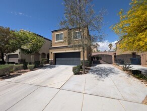 3719 Gilmore Creek St in Las Vegas, NV - Building Photo - Building Photo