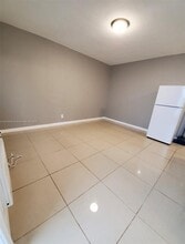 1719 Lincoln St in Hollywood, FL - Building Photo - Building Photo