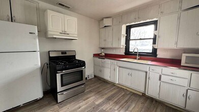 2234 Fairview St in Anderson, IN - Building Photo - Building Photo