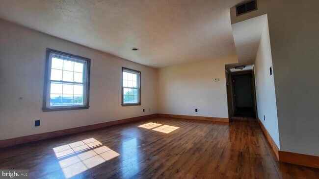 1416 1416 N Shenandoah Ave in Front Royal, VA - Building Photo - Building Photo