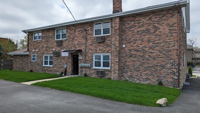 14475 Jefferson Ave in Orland Park, IL - Building Photo - Building Photo