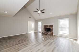2641 Hearth Stone Dr in Memphis, TN - Building Photo - Building Photo
