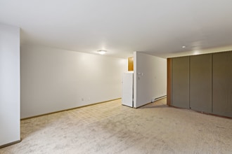 5625 15th Ave NE in Seattle, WA - Building Photo - Building Photo