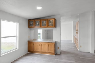 571 Lindsey Dr in Lakeland, FL - Building Photo - Building Photo
