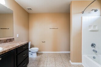 21370 Beacon Springs Lane in Katy, TX - Foto de edificio - Building Photo