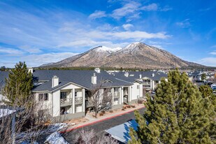 Timberline Place in Flagstaff, AZ - Building Photo