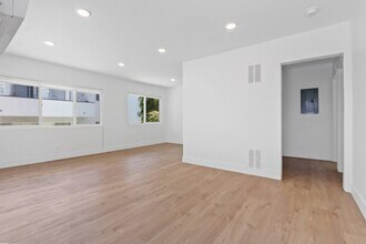 8220 Norton in West Hollywood, CA - Building Photo - Building Photo