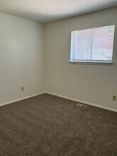 705 Woodland Way in Oklahoma City, OK - Building Photo - Building Photo