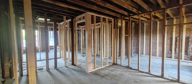 157 Broadway in Newburgh, NY - Building Photo - Interior Photo