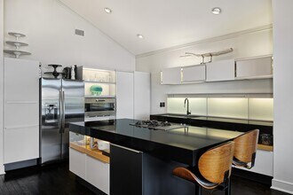 57 Lydia Dr in Guttenberg, NJ - Building Photo - Building Photo