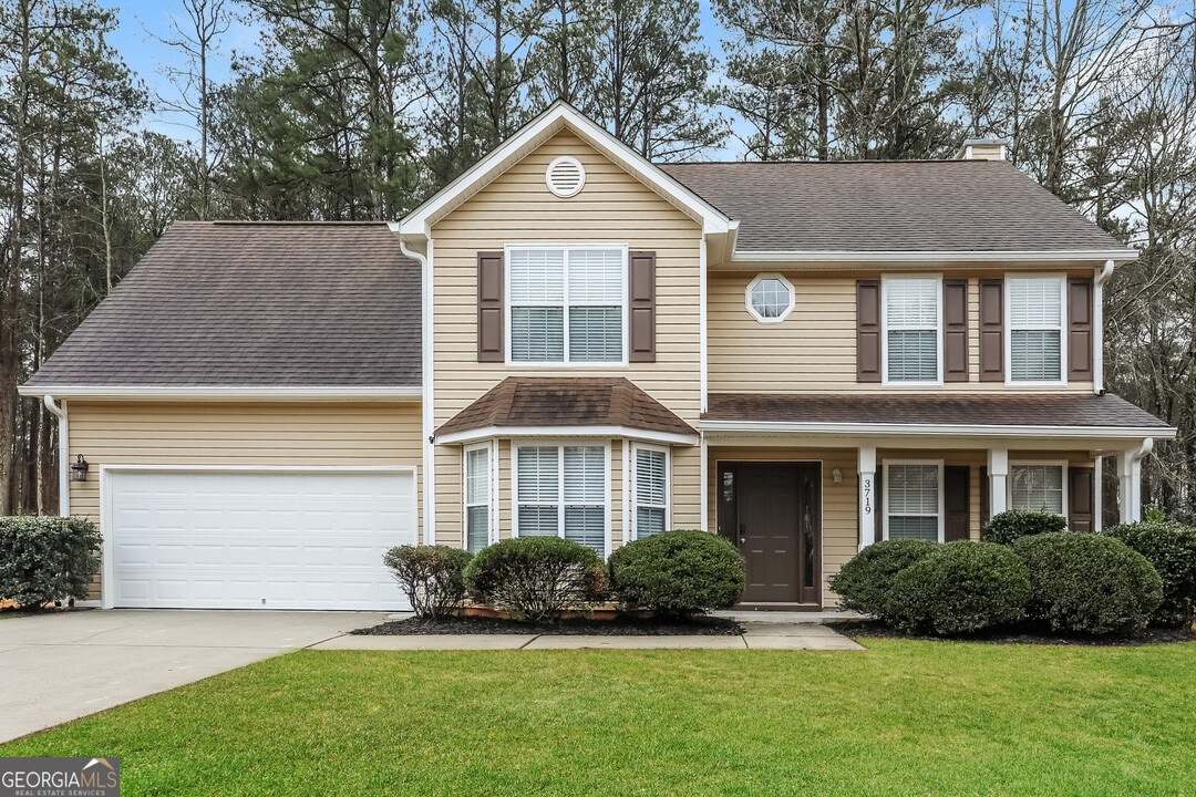 3719 Upton Ct in Ellenwood, GA - Building Photo