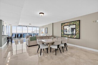 801 Briny Ave in Pompano Beach, FL - Building Photo - Building Photo