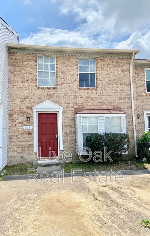 612 Cedar Springs Ct