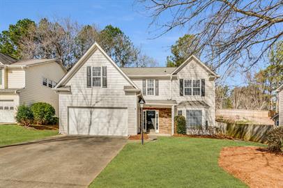 945 Brushy Creek Ct in Suwanee, GA - Building Photo