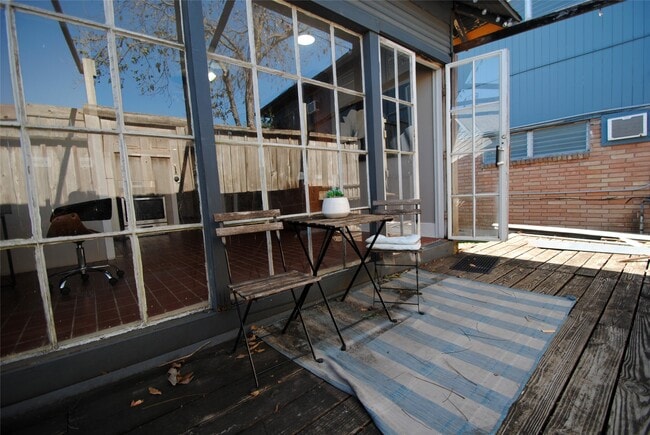 property at 1110 Missouri St