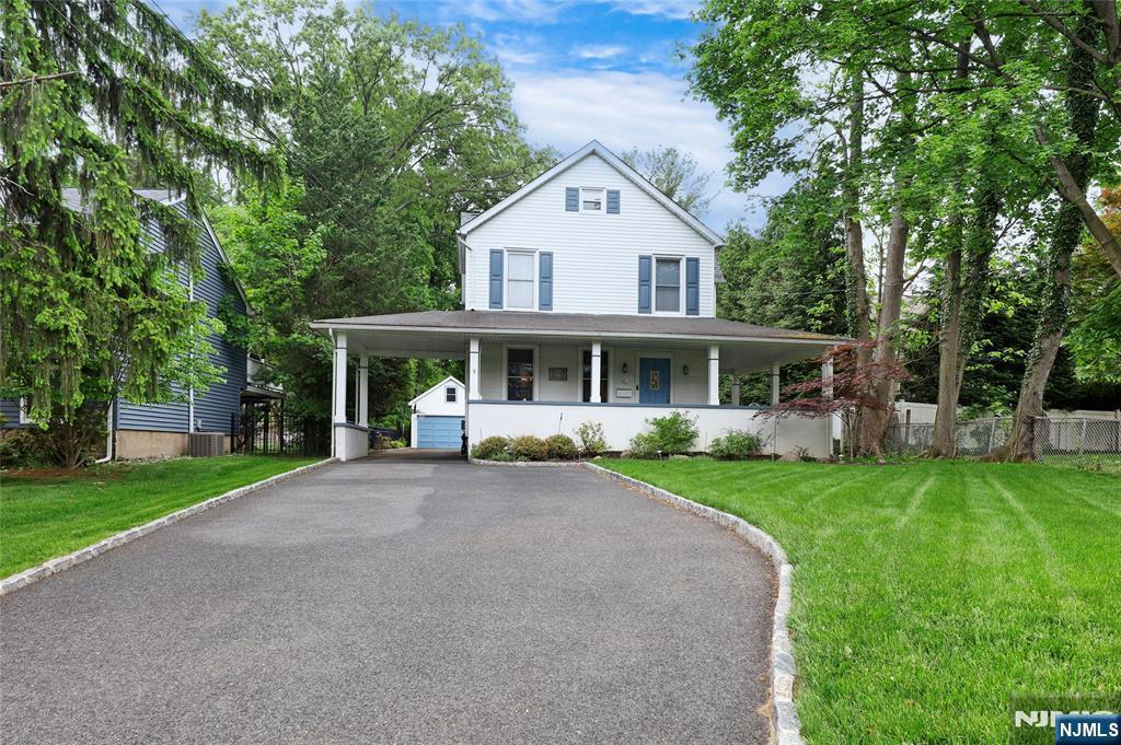 145 Arch St in Ramsey, NJ - Building Photo