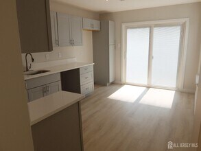 2303 Pheasant Run in Monmouth Junction, NJ - Building Photo - Building Photo