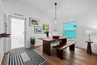 105 Pennock Landing Cir in Jupiter, FL - Building Photo - Building Photo