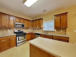 277 Springs Xing in Canton, GA - Building Photo - Building Photo