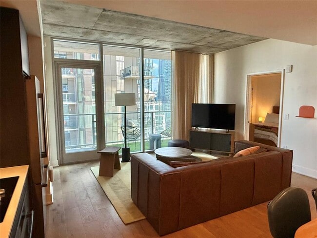 48 East Ave in Austin, TX - Building Photo - Building Photo