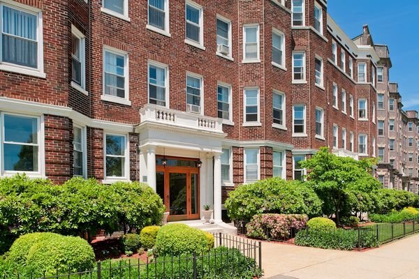 property at 75 Westland Ave