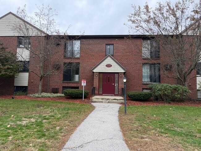 property at 12 English Village Rd