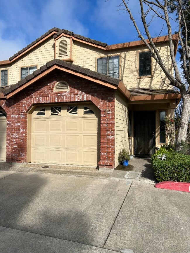 property at 2250 Scarborough Dr